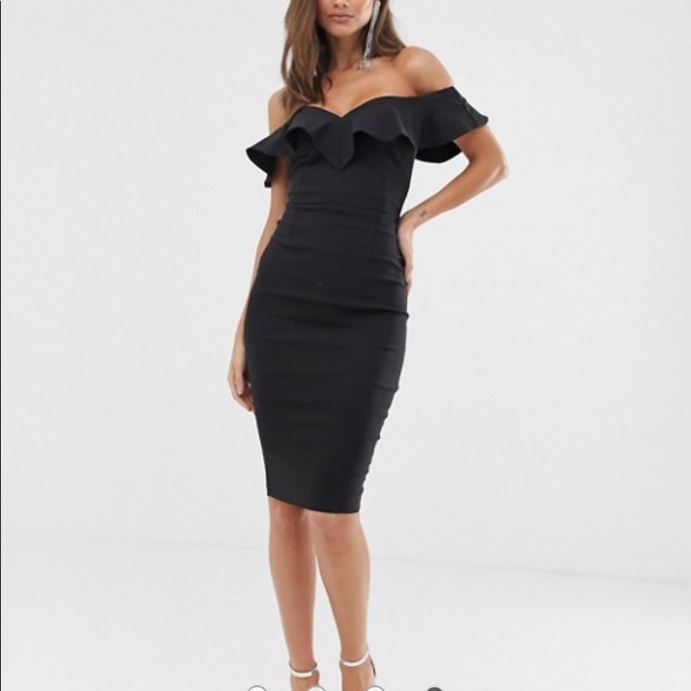 Black dress only worn ONCE!